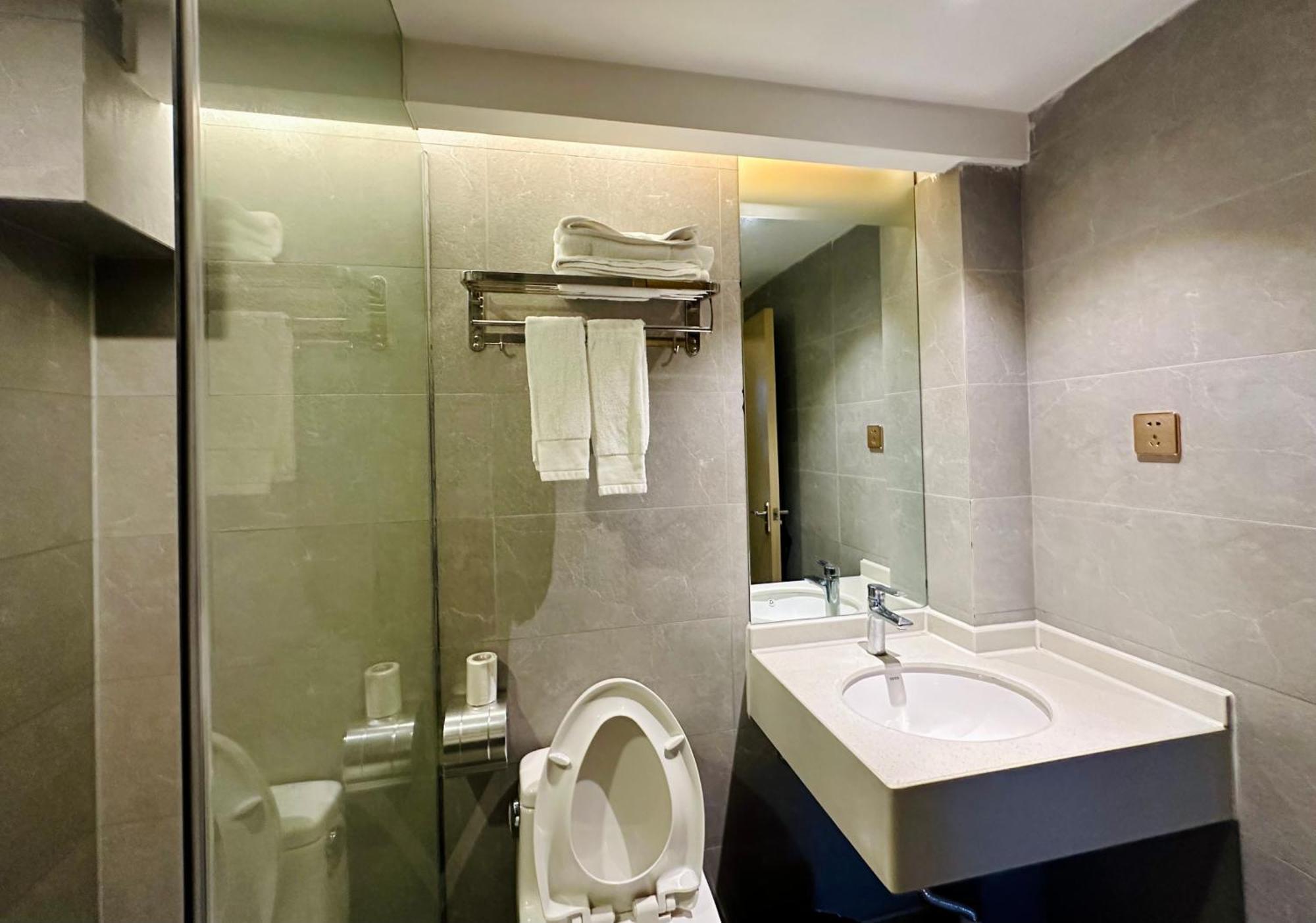 Guilin Tree Hotel Екстериор снимка
